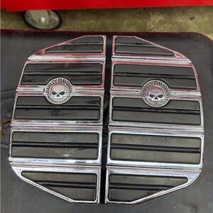 Harley-Davidson  Willie G passenger floorboards